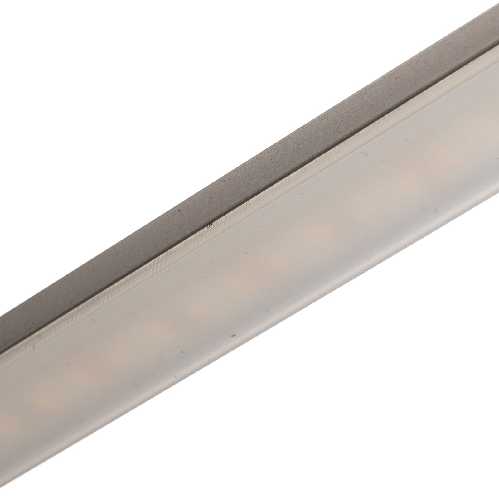 Lysdetalj på LED vegglampe Miroir aluminium 60 cm 3000K IP44