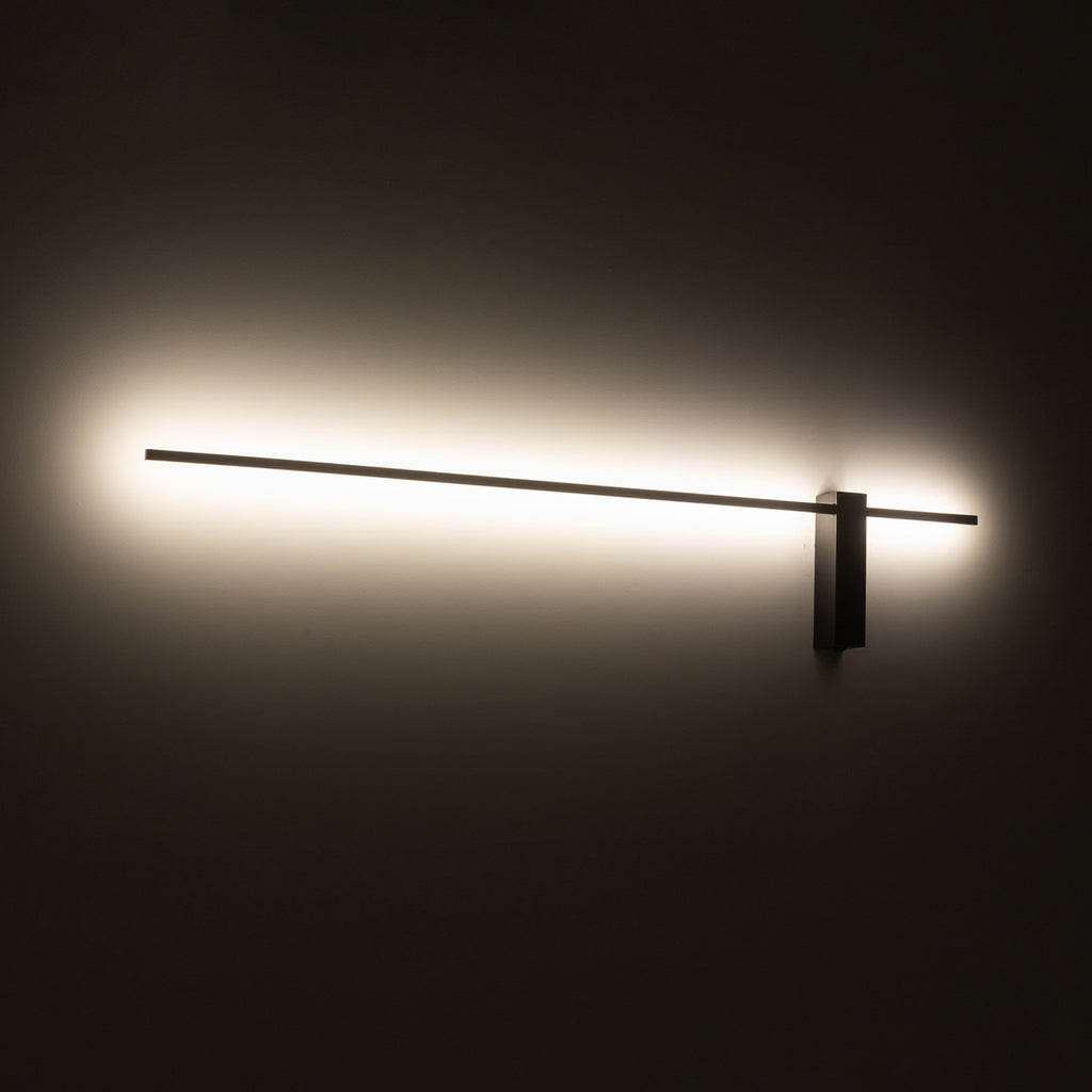 LED vegglampe Motive L aluminium svart 120 cm med bryter montert