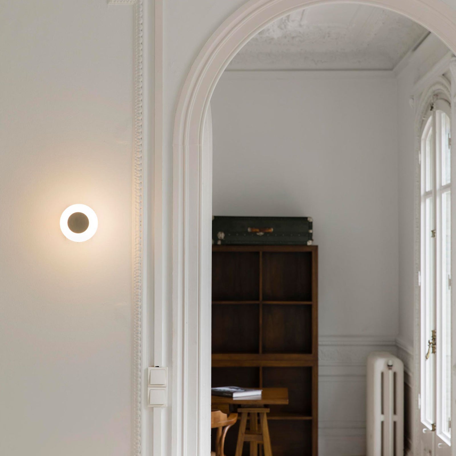 LED vegglampe Moy gull med glasskjerm bakside