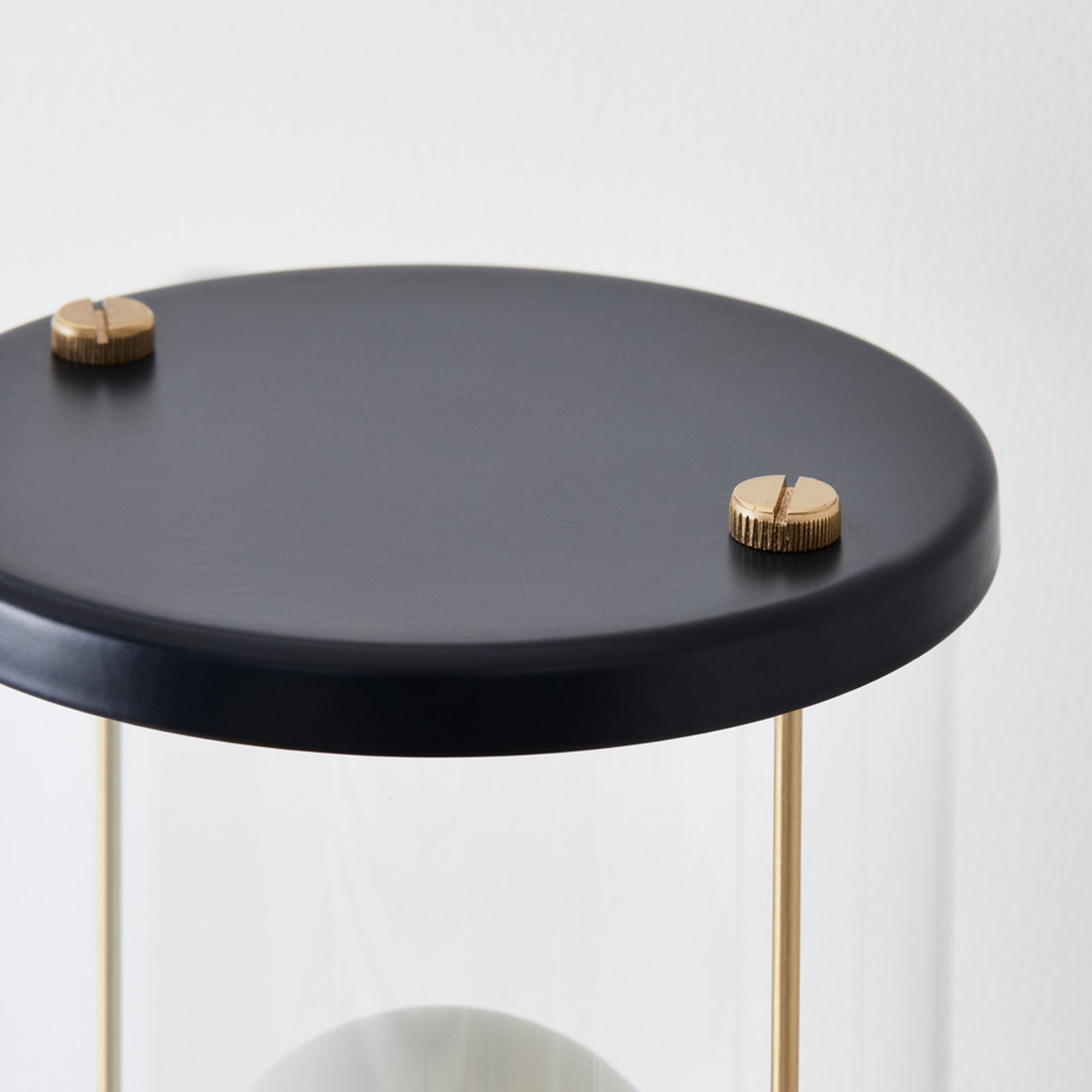 LED vegglampe Muse portable dimbar svart IP44 E27 Tala nærbilde glass