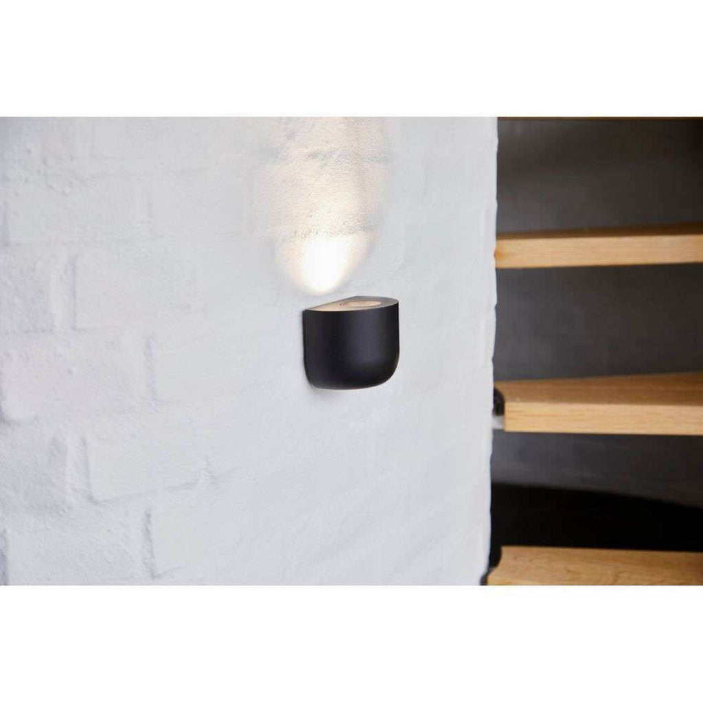LED vegglampe Nyx dimbar svart aluminium 8W detalj