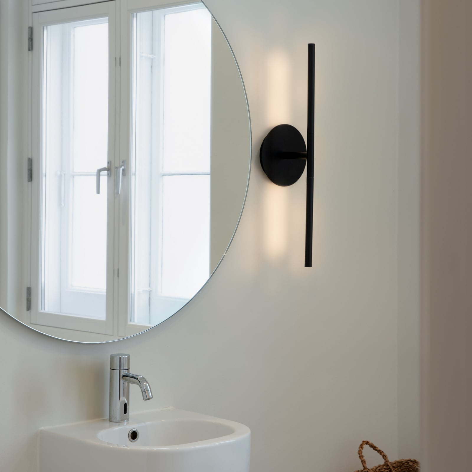 LED vegglampe Omni 2-lys svart aluminium 54 cm bakside