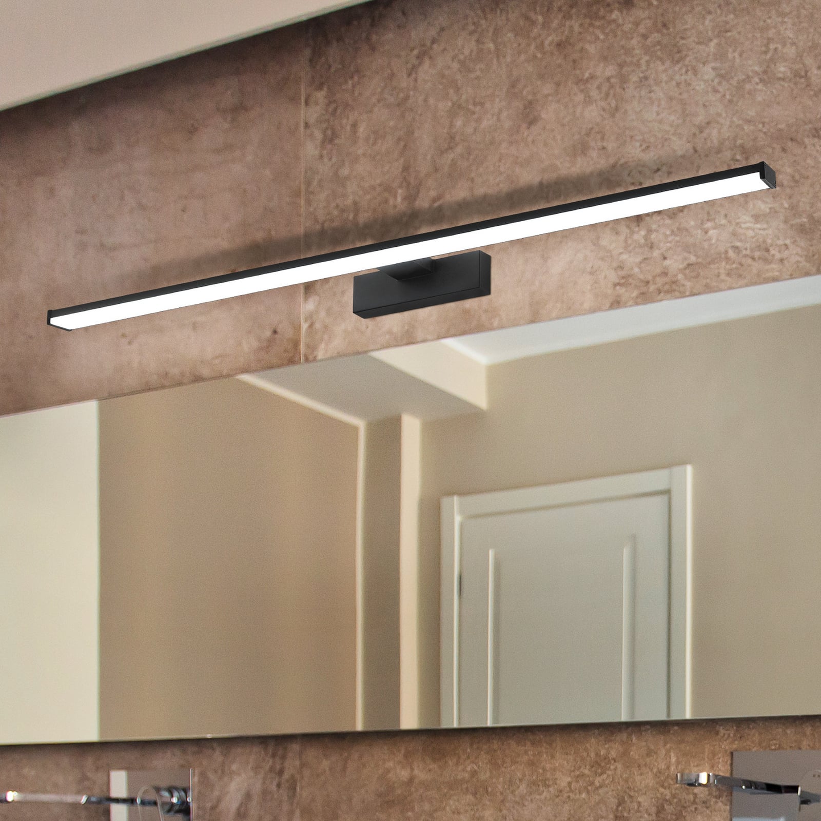 LED vegglampe Pandella 1 svart aluminium 78 cm front