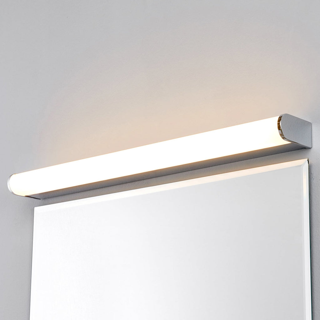 LED vegglampe Philippa krom akryl 58 cm IP44 forfra