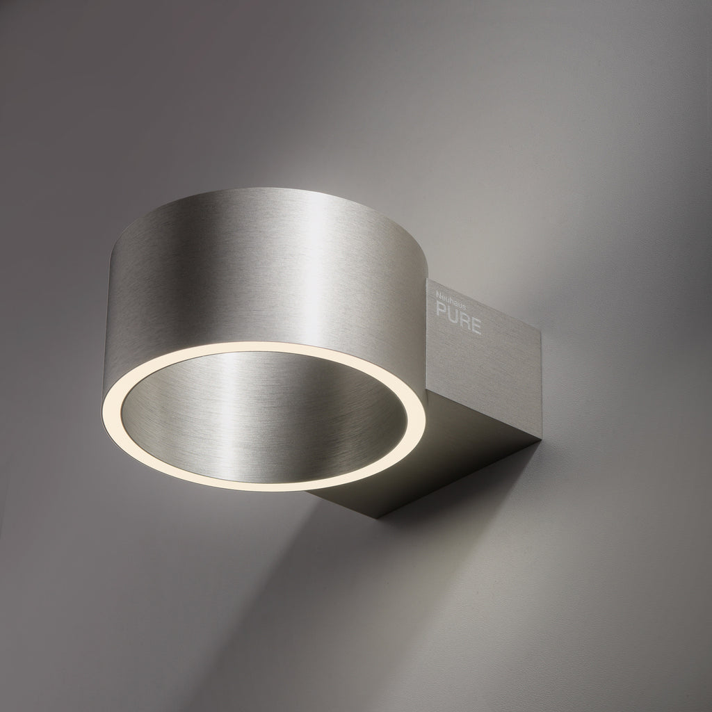 LED vegglampe PURE Clipse dimbar aluminium nærbilde av materiale