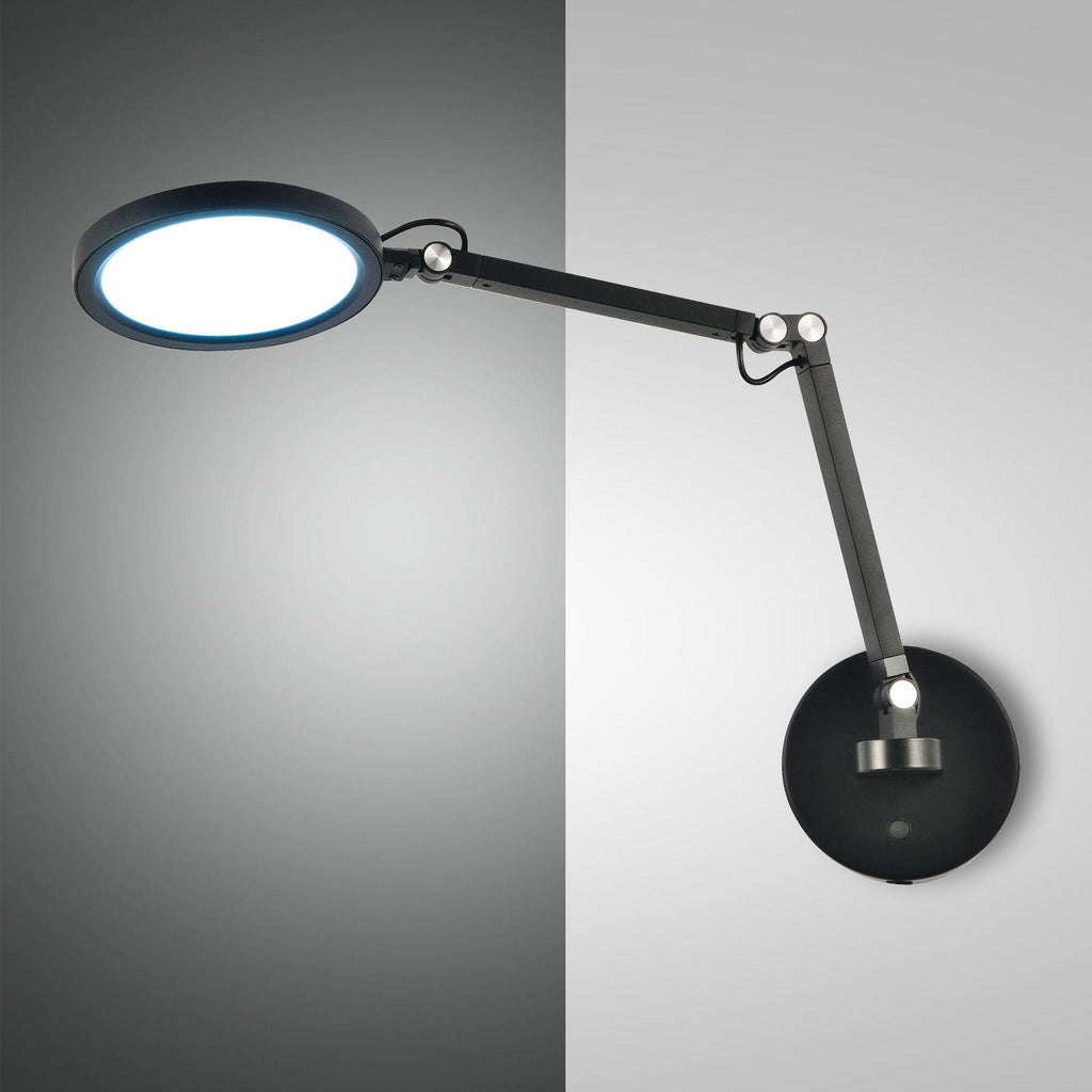 LED vegglampe Regina svart CCT dimbar justerbar 9W montert