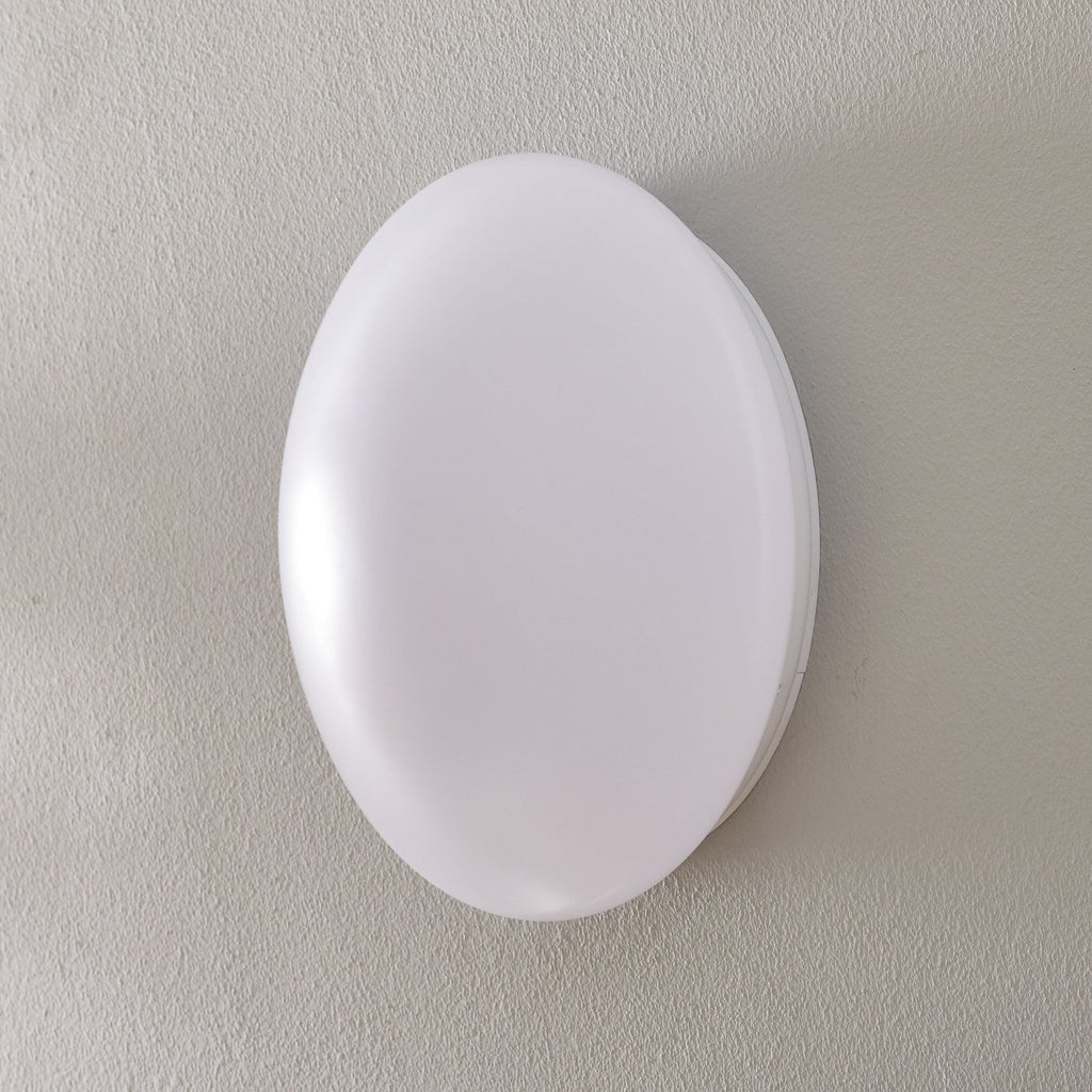 LED-vegglampe Renzo+ med bevegelsessensor bakside