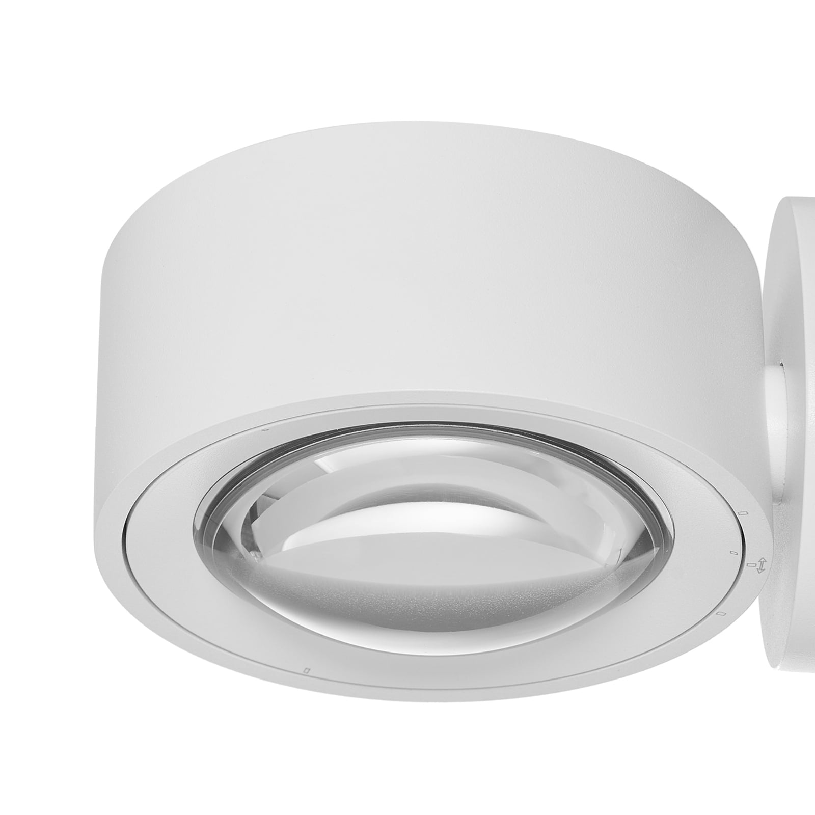 Nærbilde av aluminiumsoverflate på LED vegglampe Rotari opp og ned med linse hvit dimbar CRI 90