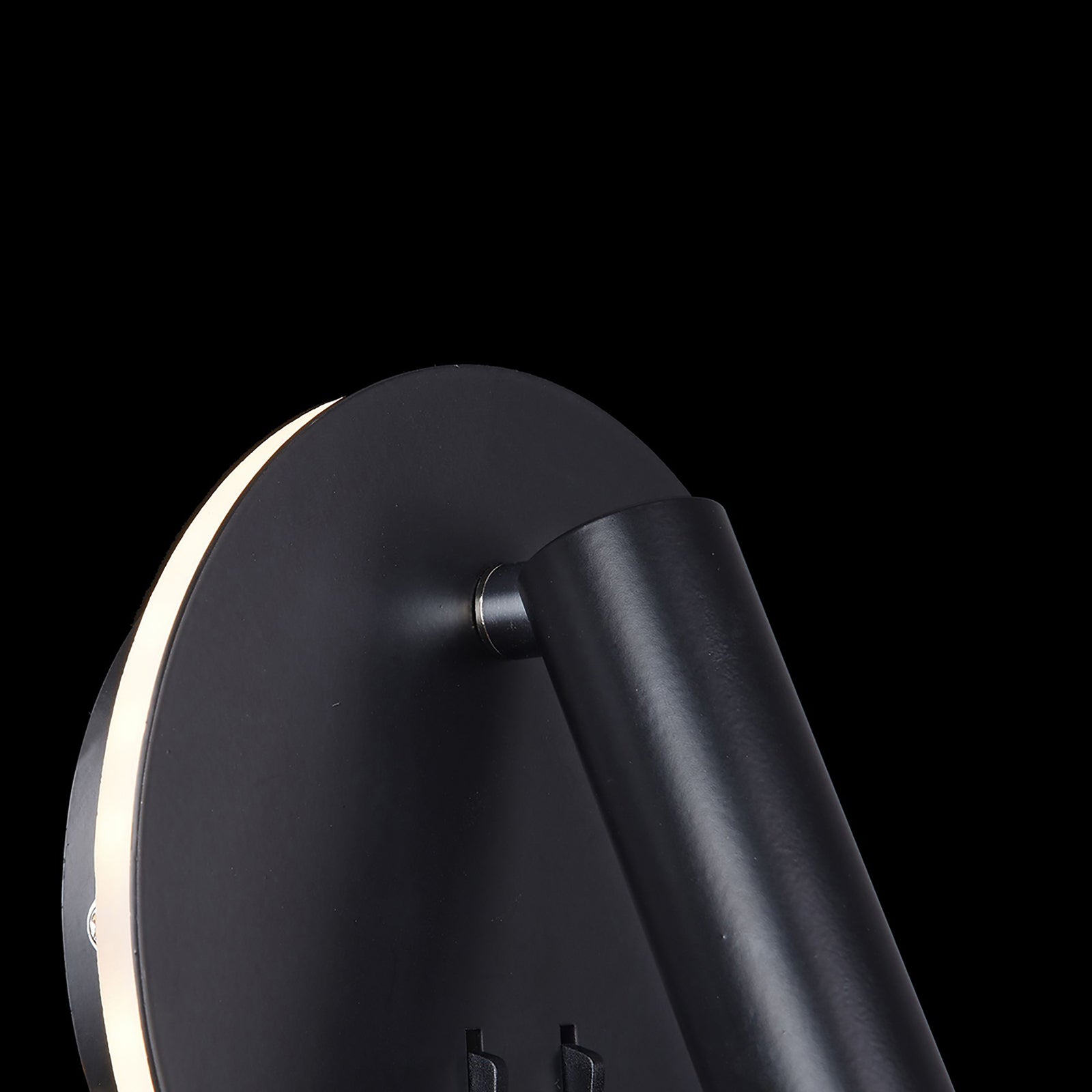 LED vegglampe rund svart aluminium Ø14 cm 3000K Maytoni nærbilde av bryter