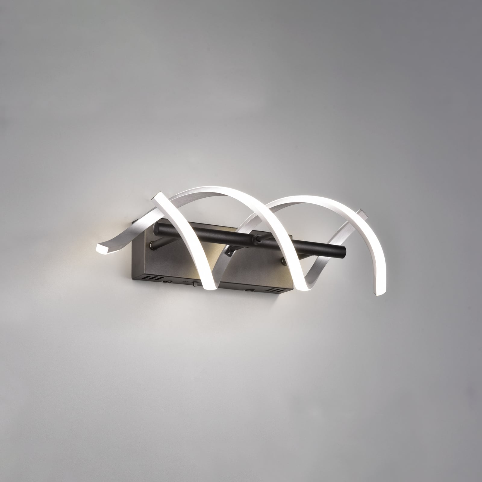 LED vegglampe Sequence dimbar CCT aluminium 47 cm Trio Lighting vinklet