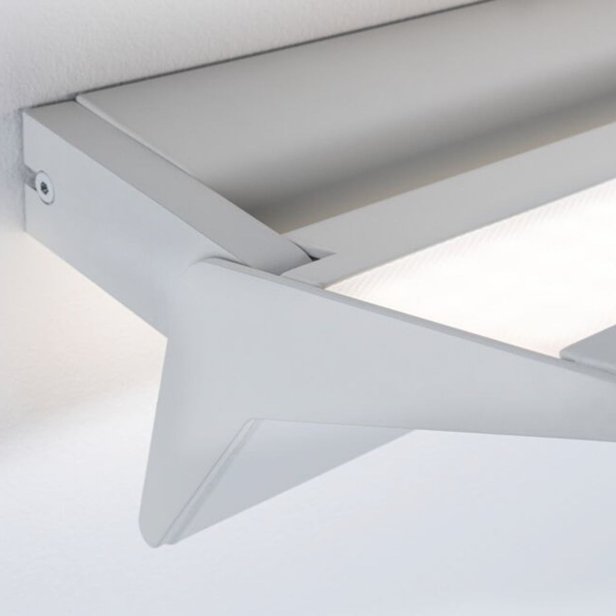 LED vegglampe Stine wallwasher 3-stegs dimbar hvit 55 cm montert i stue