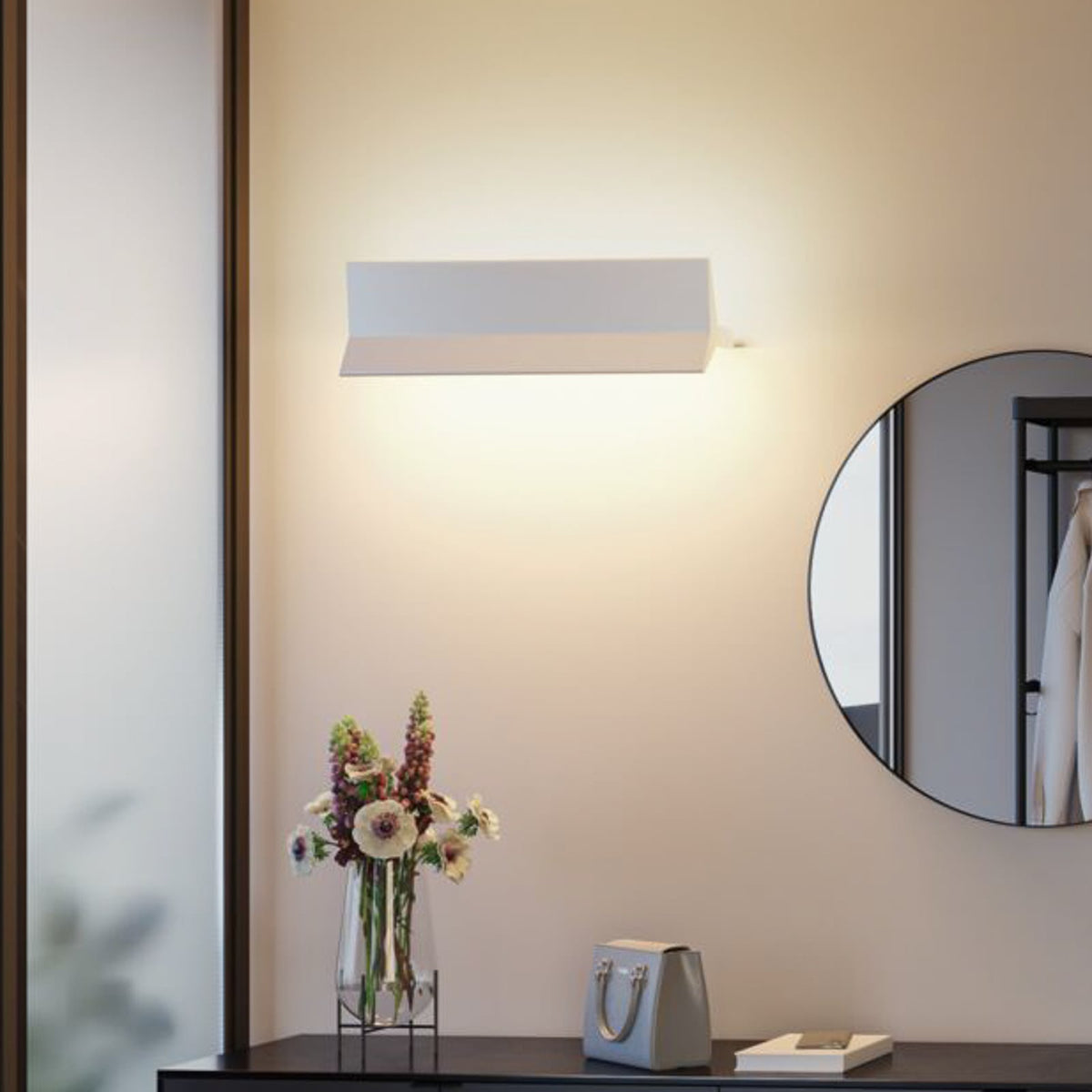 LED vegglampe Stine wallwasher 3-stegs dimbar hvit 55 cm lysbilde oppover