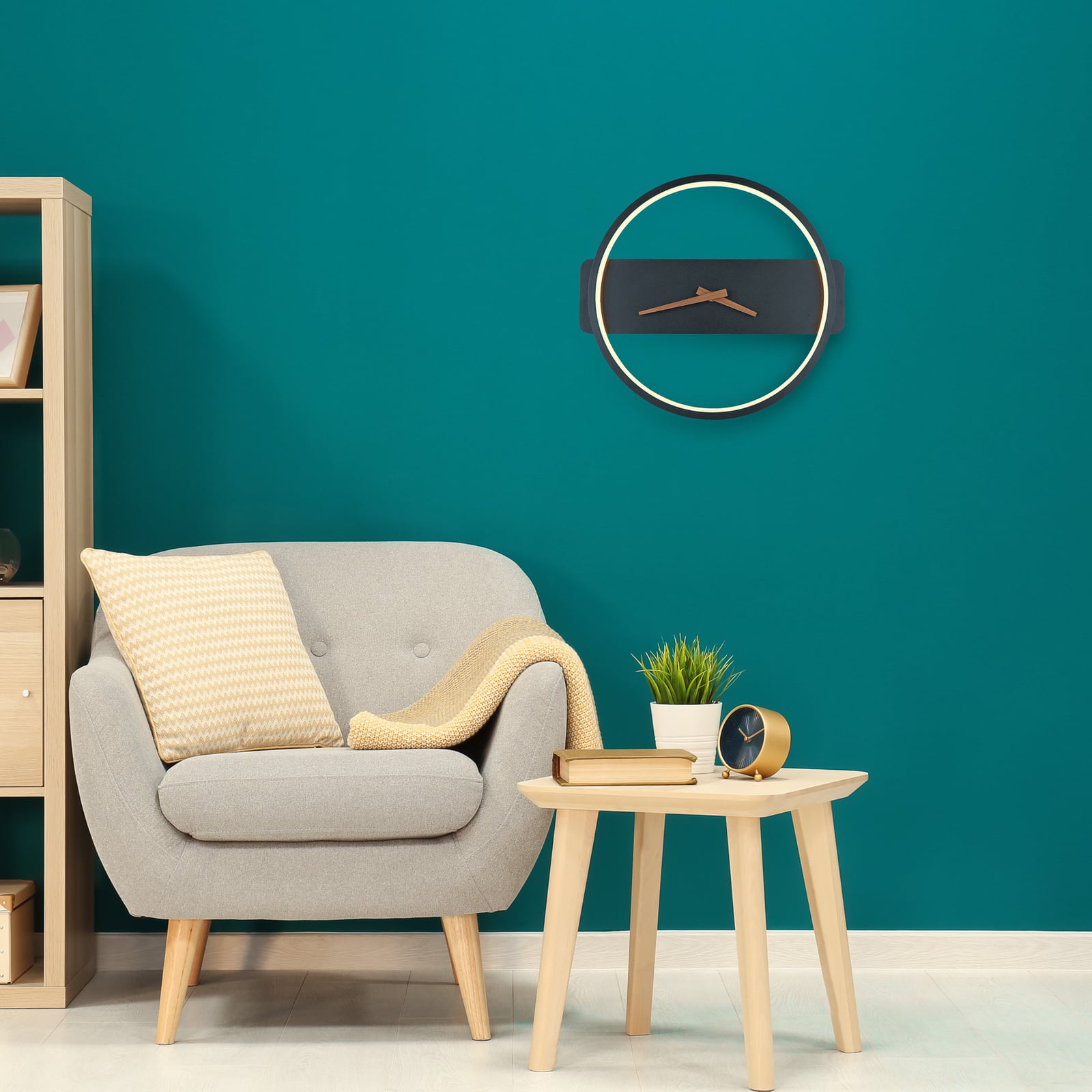 LED vegglampe Sussy med klokke svart 32 cm 12W bakside