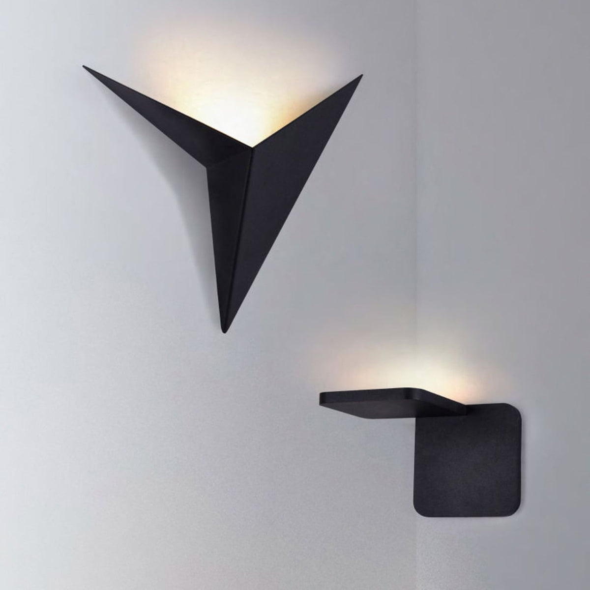 Montert LED vegglampe Trame svart metall og glass på vegg