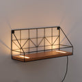 LED vegglampe med trehylle brun/svart 45x20 cm forfra