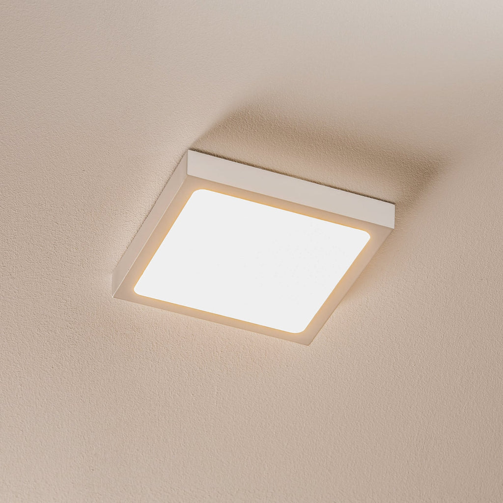 LED vegglampe Vika kvadratisk aluminium hvit forfra