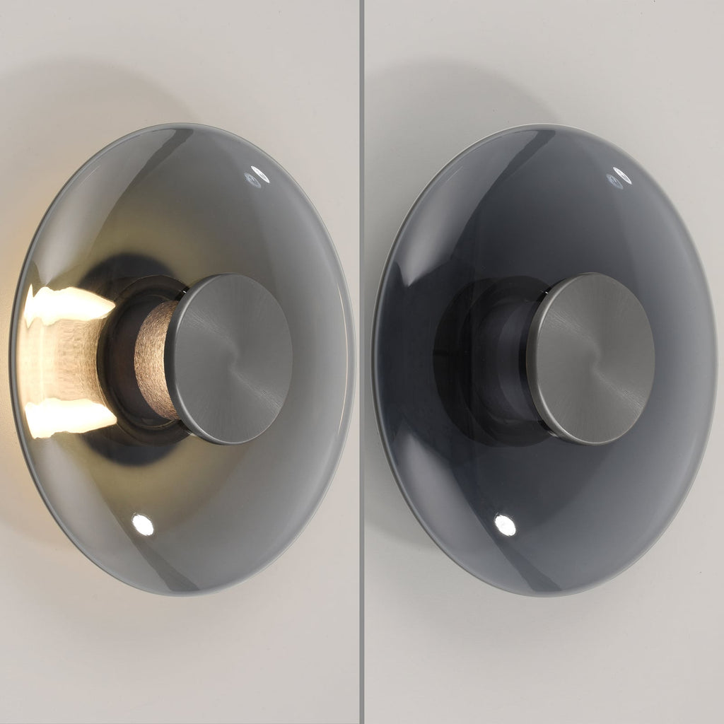 LED vegglampe Vitrum dimbar grå glass/aluminium helhetsbilde
