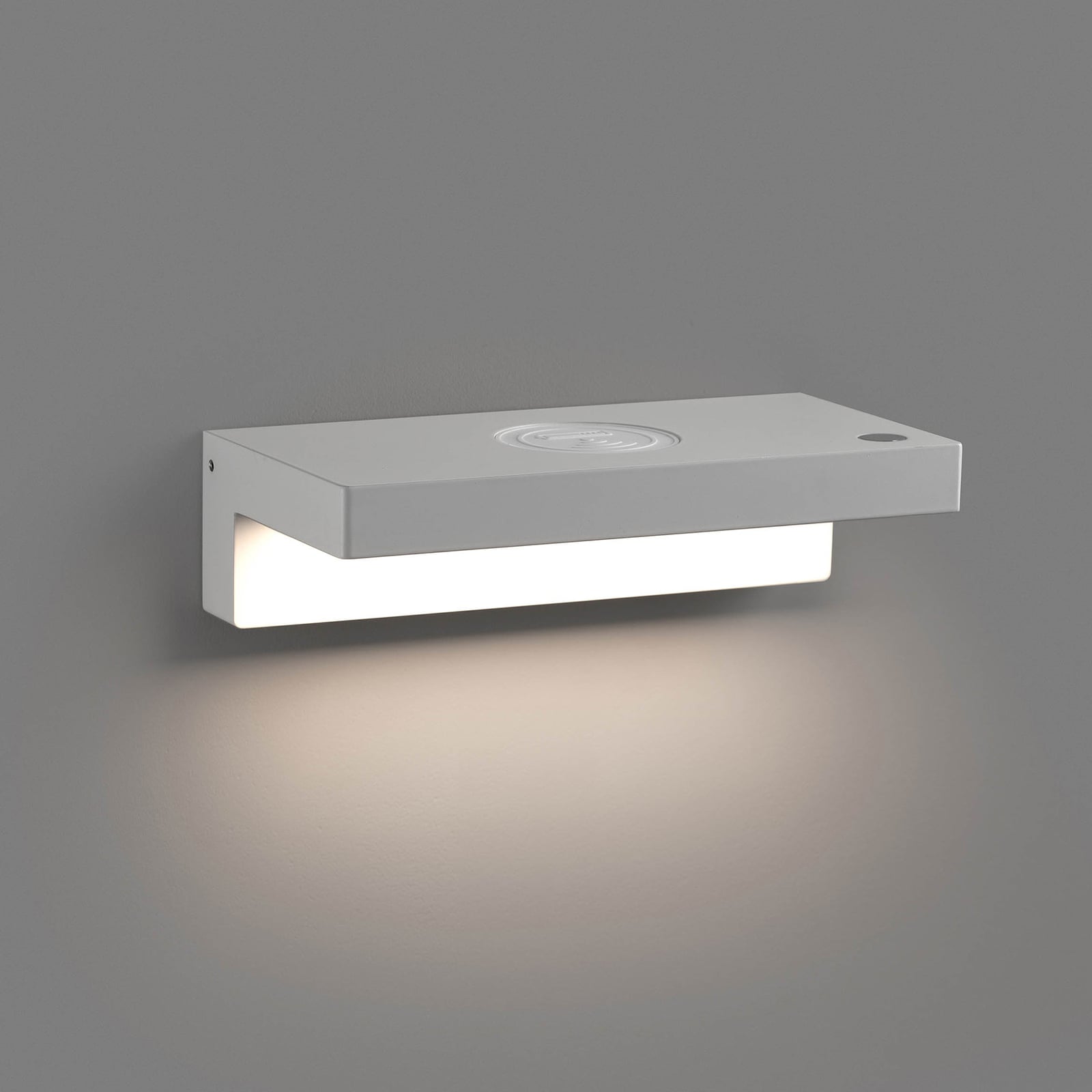 LED vegglampe Well dimbar hvit USB trådløs lader forfra