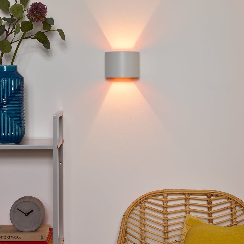 LED vegglampe Xio sylinder dimbar hvit 13 cm bakside