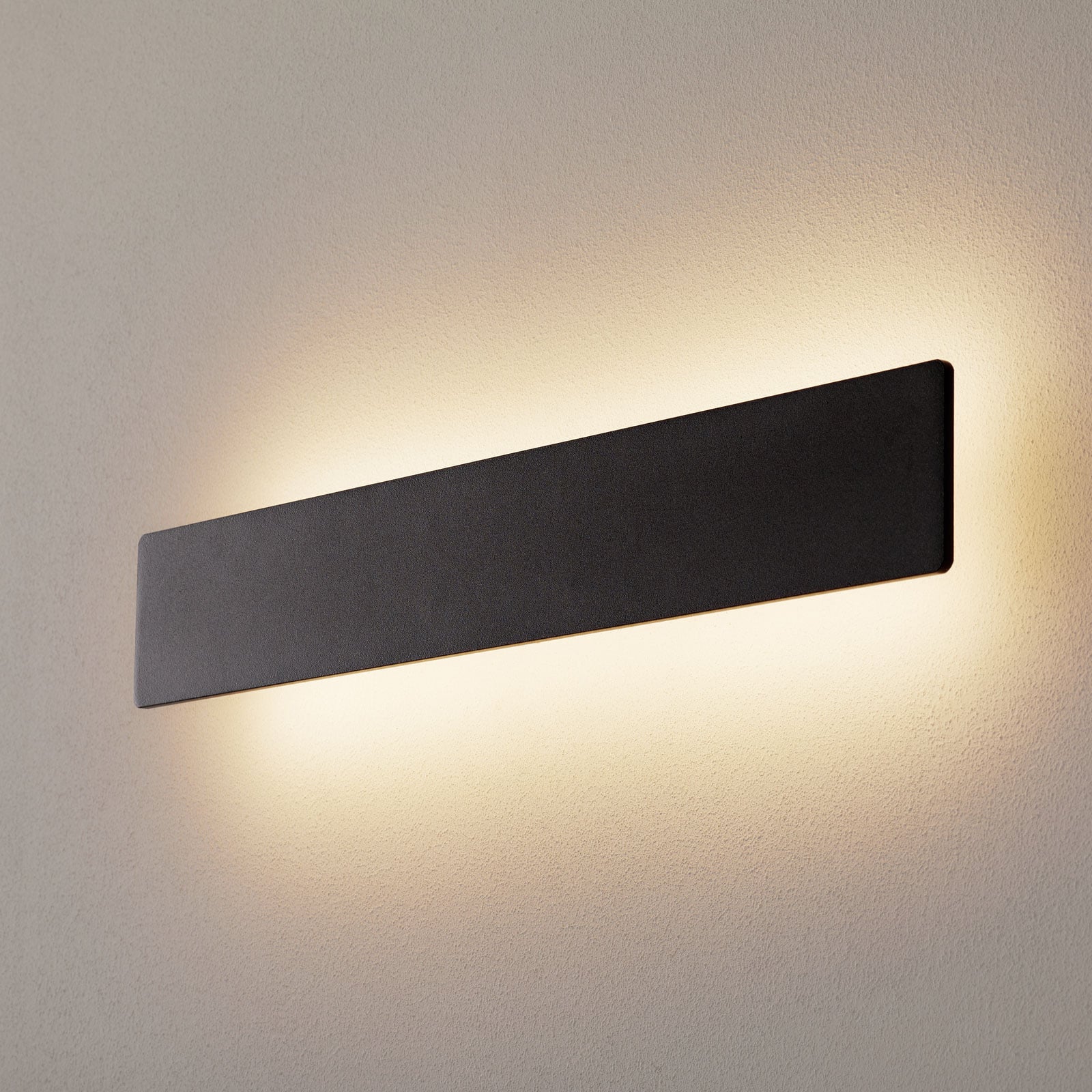 LED vegglampe Zig Zag svart aluminium 53 cm forfra