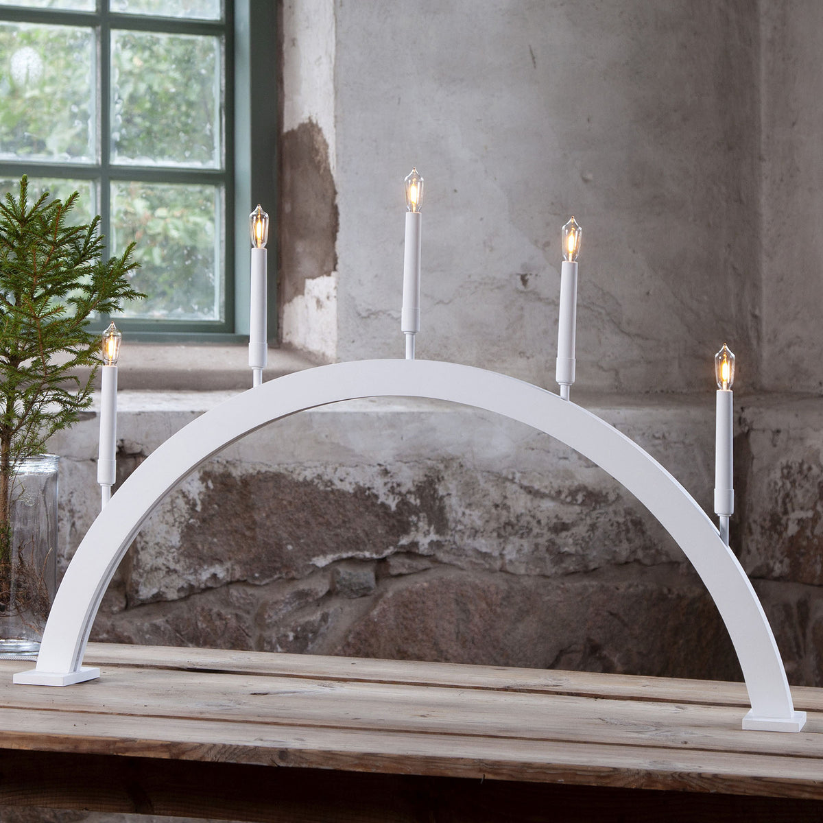 LED-vinduslysestake Storm 5 lys tre/metall hvit 59 cm forfra