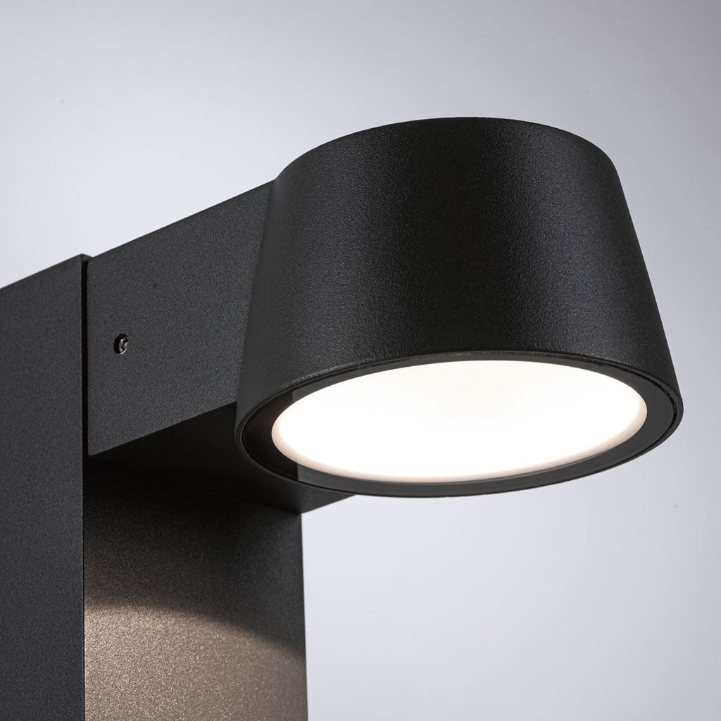 LED stolpelampe Capea antrasitt aluminium lysdetalj