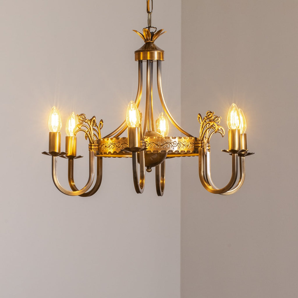 Lysekrone Castle 6-armet messing patinert dimbar Ø62 cm forfra