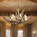 Lysekrone Chalet 8-lys gevir-design beige sett forfra