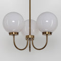 Lysekrone D119 3-armet messing med opalglass Ø50 cm E27 forfra