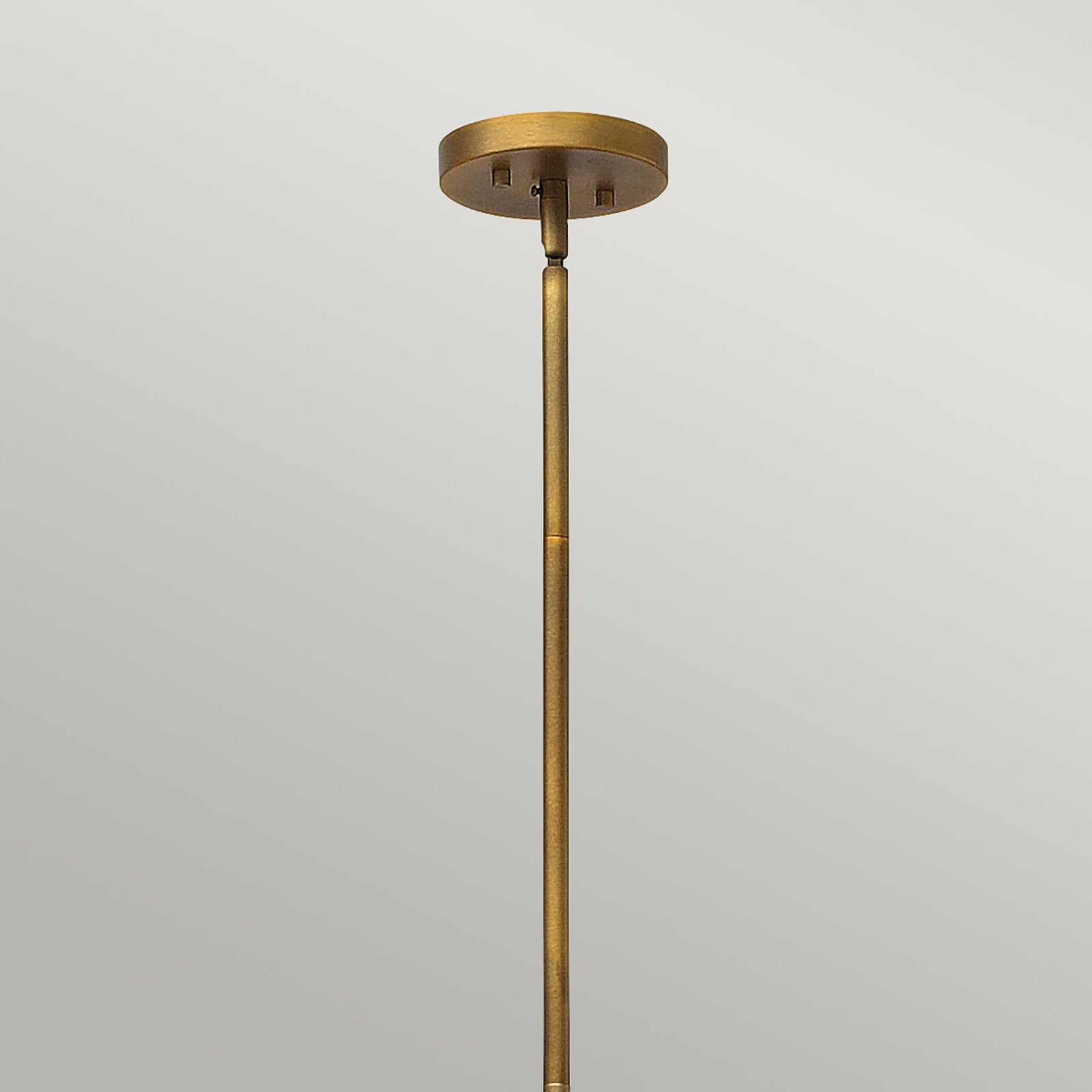 Lysekrone Fulton 13-lys stål bronse/messing lysdetalj