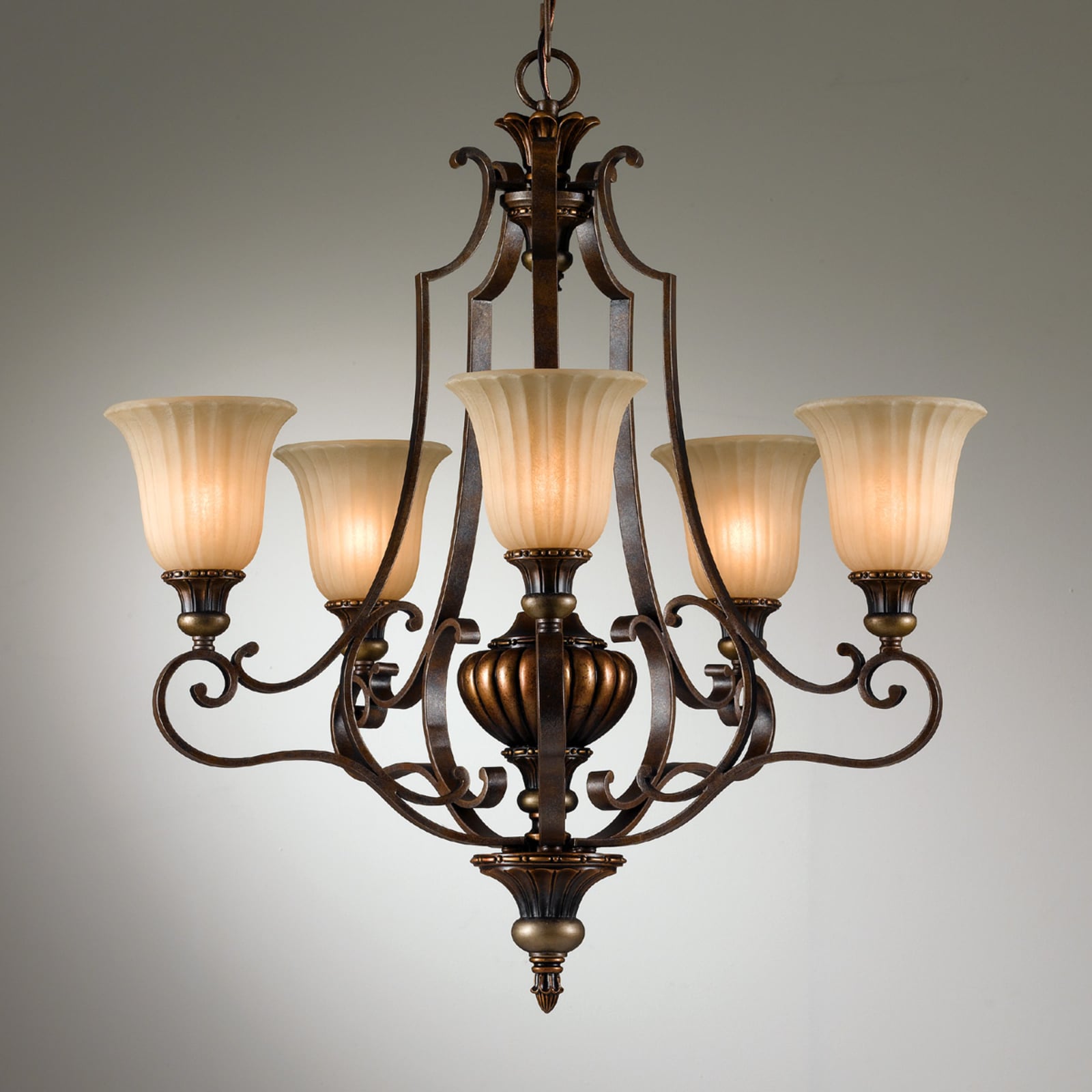 Lysekrone Kelham Hall 5-lys bronse dimbar Ø69 cm sett forfra