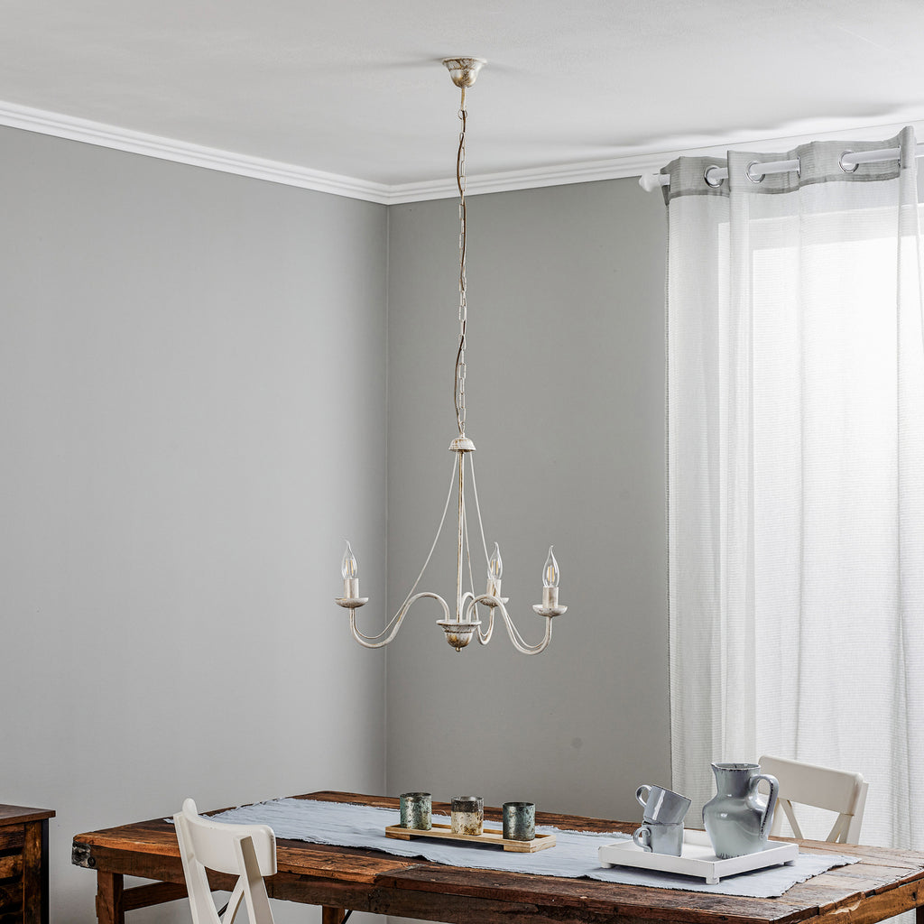 Detalj av lysekrone Malbo 3-lys dimbar hvit/gull jern Ø60 cm