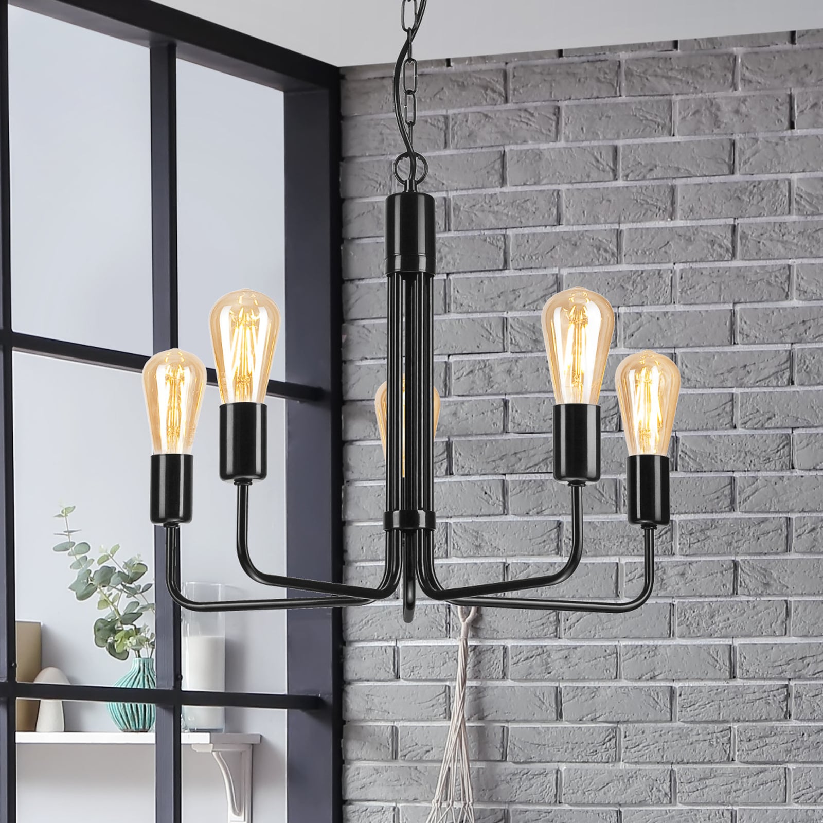 Detalj av Lysekrone Malou 5-armet svart stål Ø54 cm
