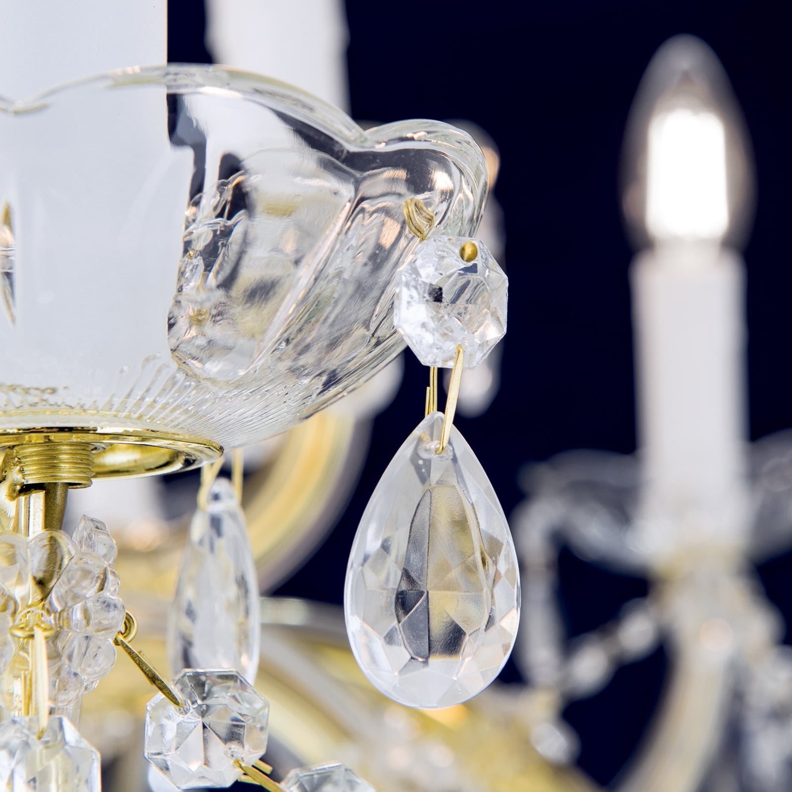 Sidebilde av Lysekrone Marie Claire krystallglass 15-lys