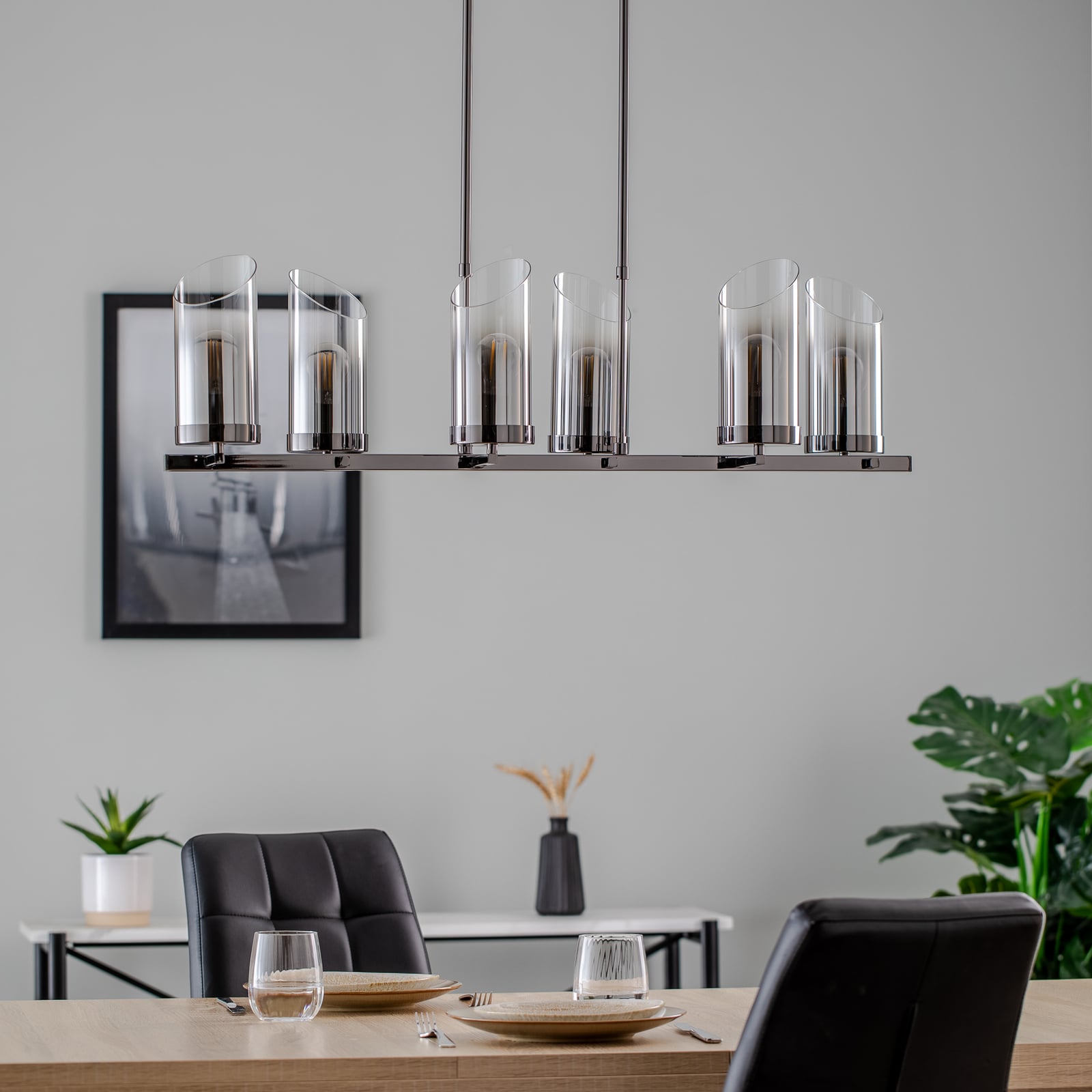 Detalj av Lysekrone Padrela linear svart-krom 6-lys E27 96 cm