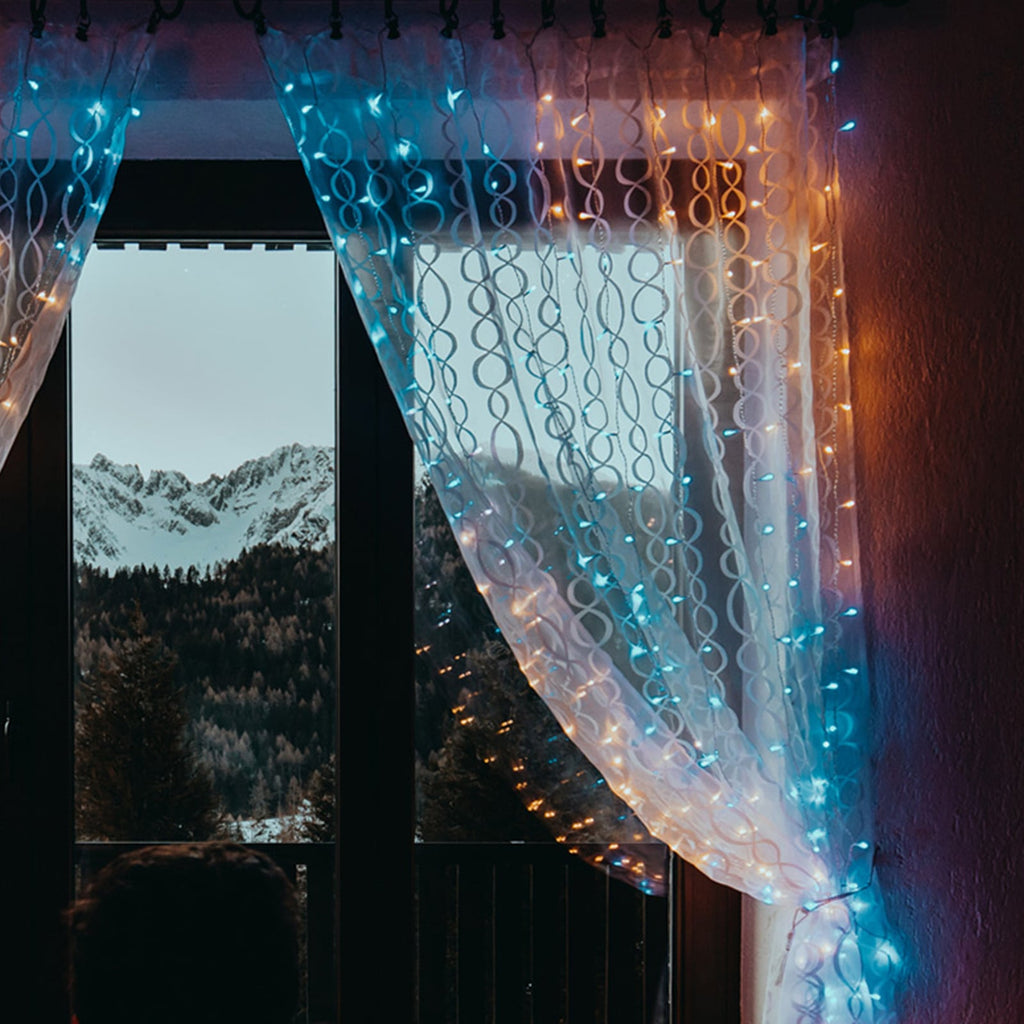 Lysgardin Twinkly RGBW 210 LED smart dimbar IP44 utendørs forfra