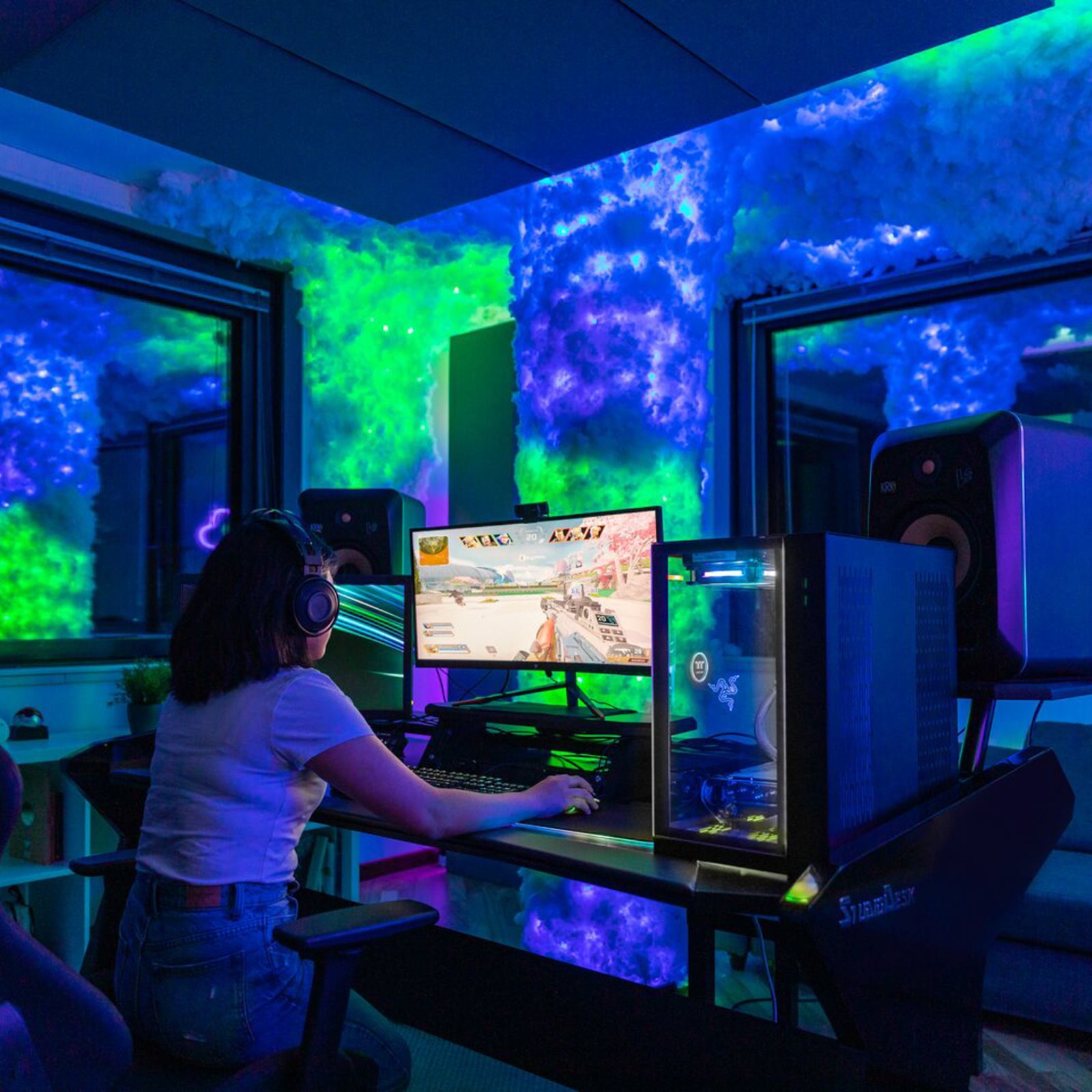 Montert Lyslenke Twinkly RGB 250 lys 20 m dimbar WiFi IP44 ute