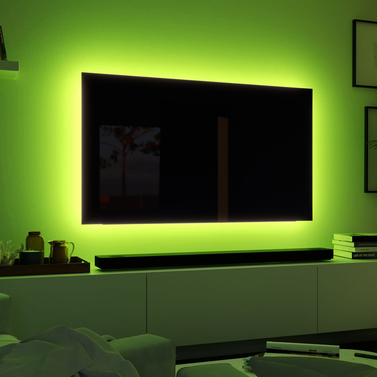 MaxLED 250 RGBW LED-stripe sett for TV 65" pakket inn