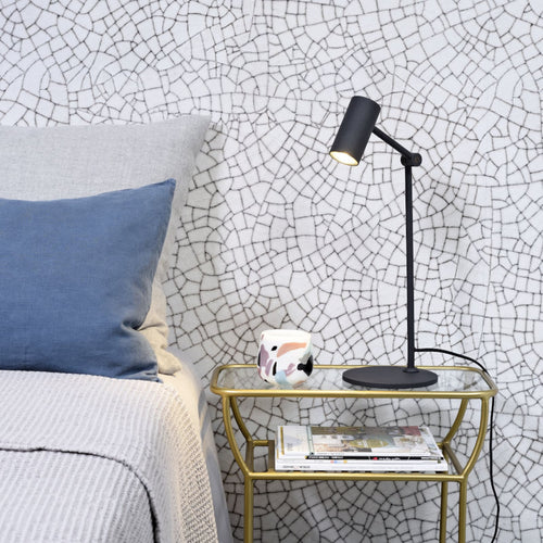 Bakside av Montreux bordlampe i svart jern