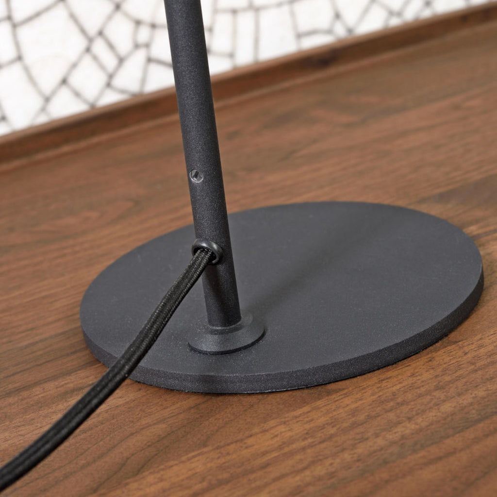Montreux bordlampe med kabel og stikkontakt