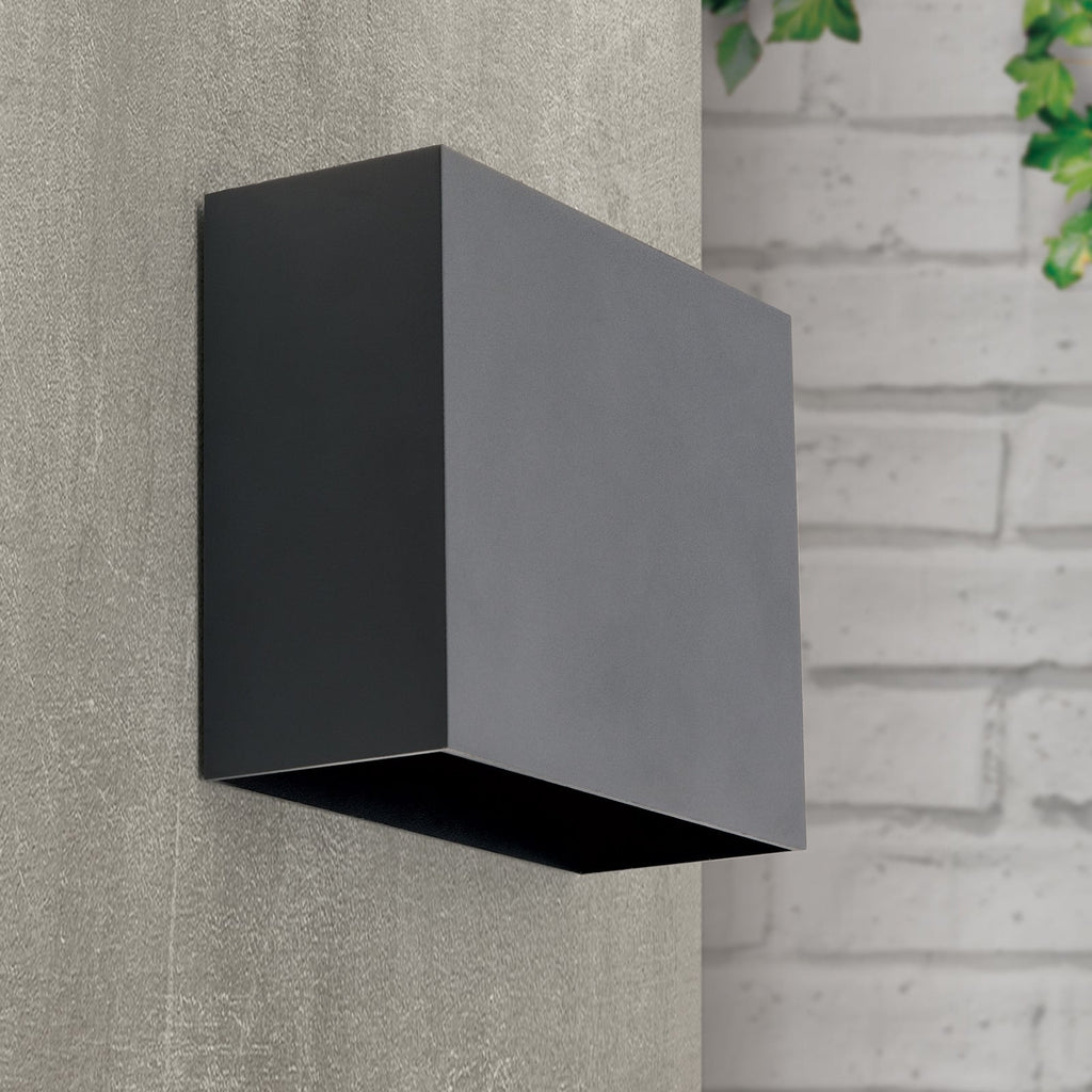 Nærbilde av LED utevegglampe Akzent justerbar vinkel antrasitt IP65