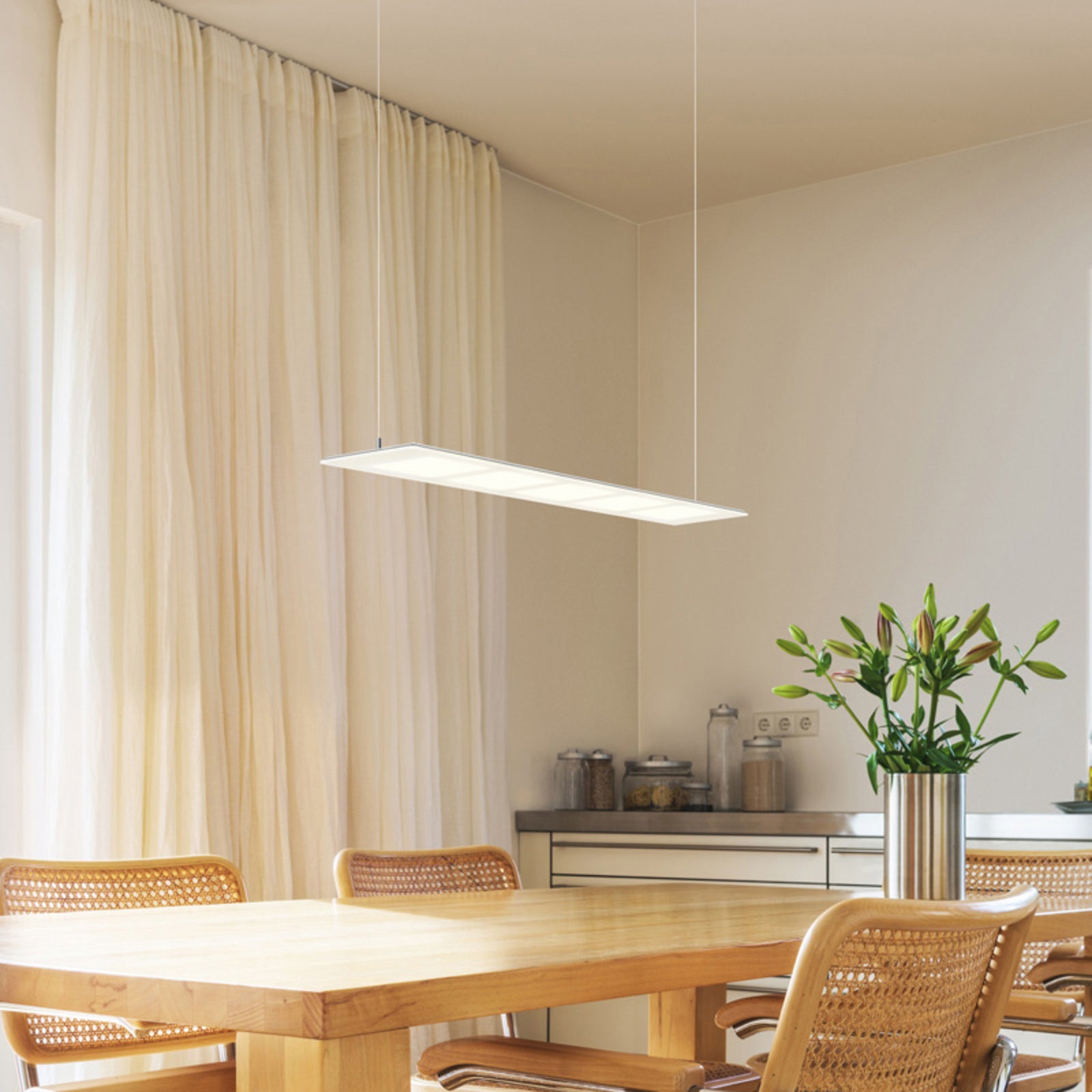 Montert OLED pendellampe flat dimbar hvit glass 73 cm i rom