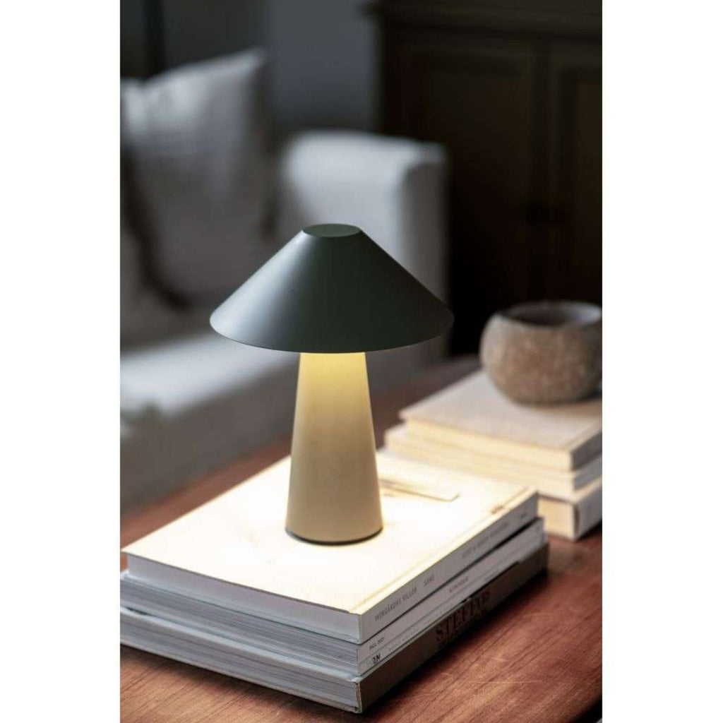 Oppladbar bordlampe Cannes grønn med dimmer