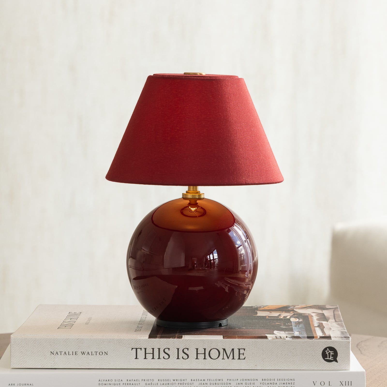 Oppladbar bordlampe IRIS detalj av glass og dimmer