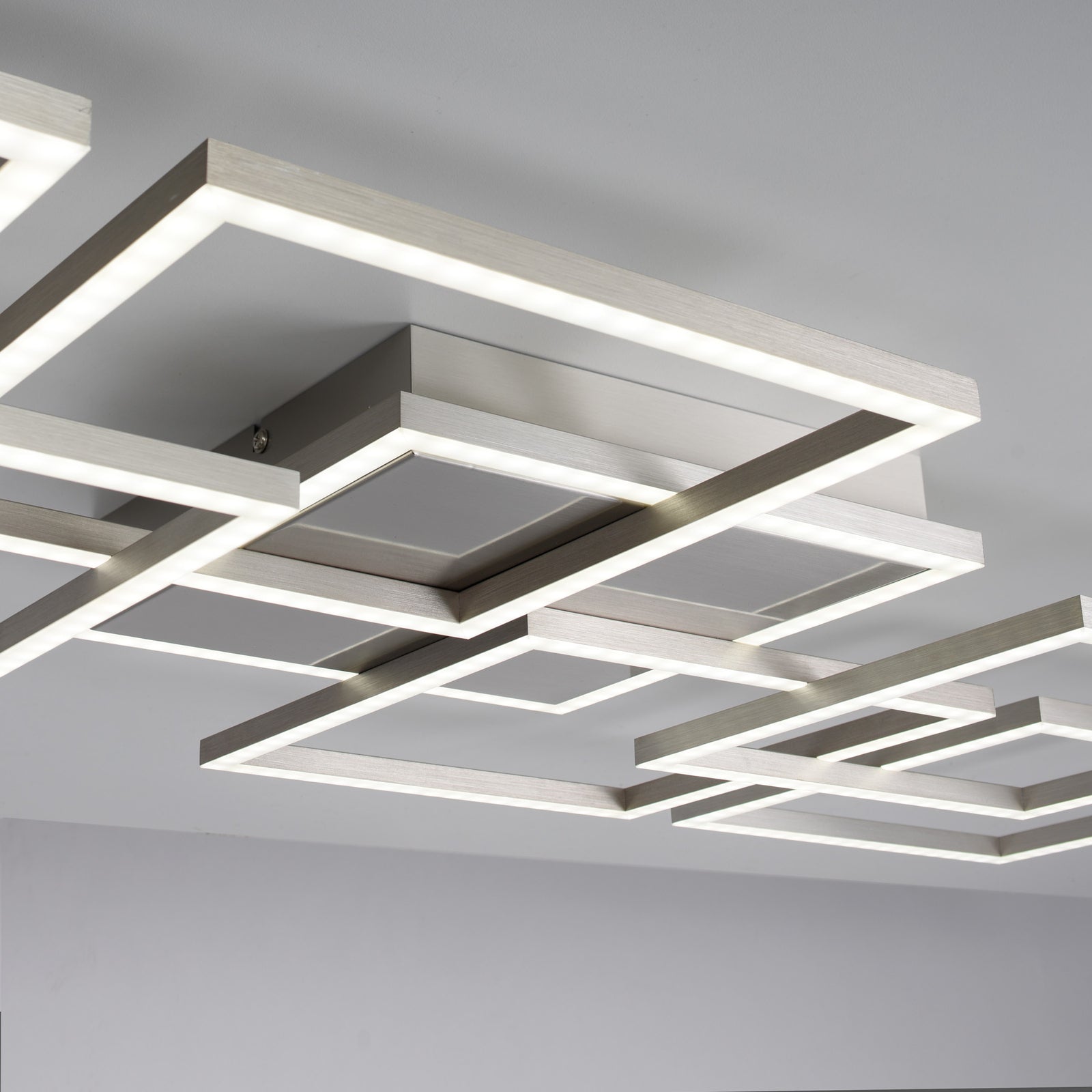 Oversikt over LED taklampe Q-INIGO dimbar CCT aluminium
