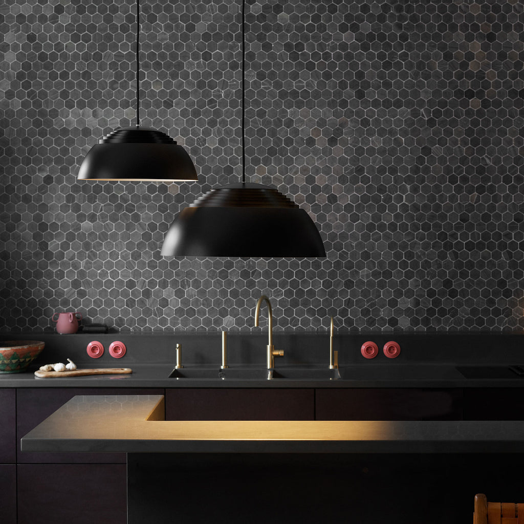 Pendellampe AJ Royal LED aluminium Ø50 cm dimbar svart bakside