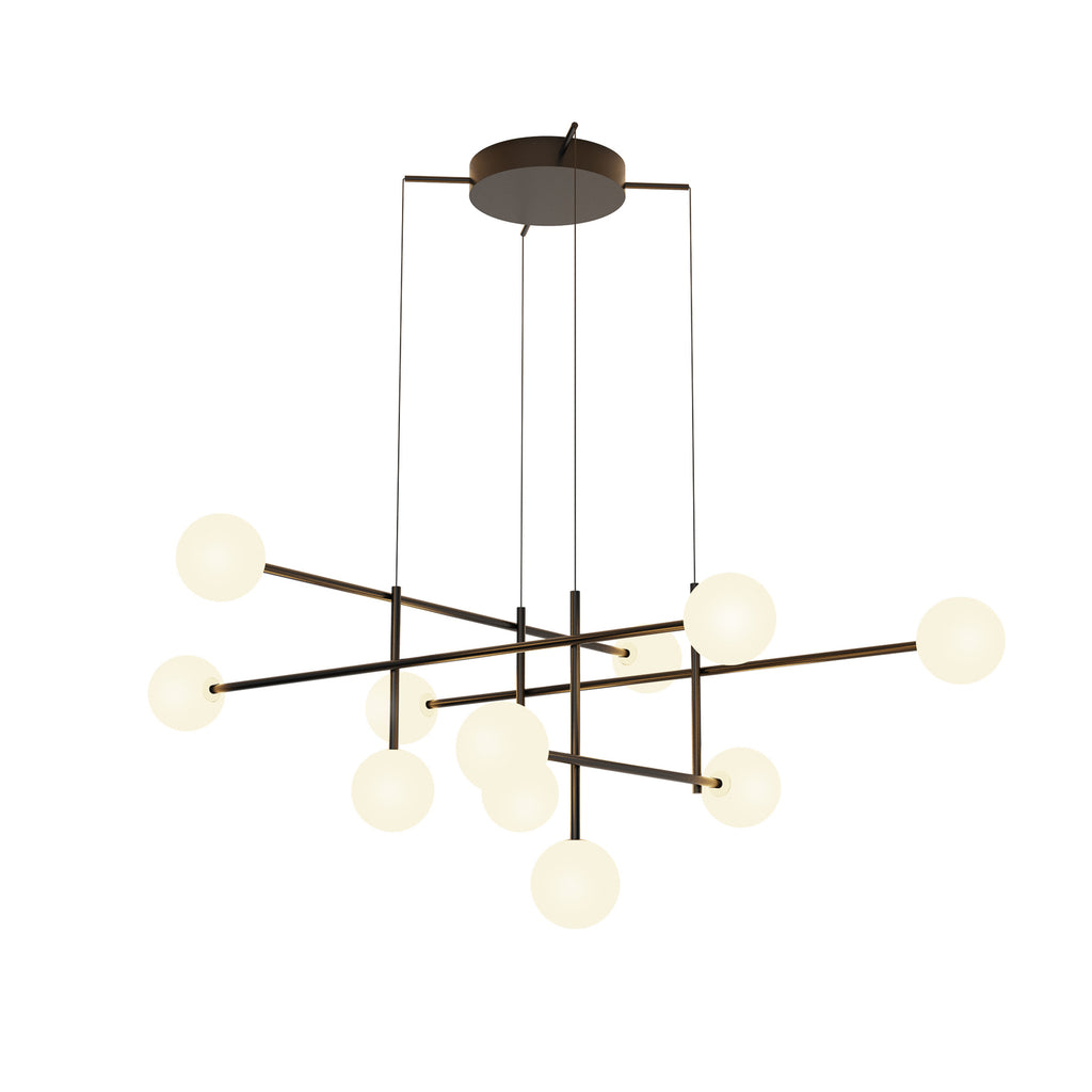 Pendellampe Cellar 11-lys opalglass svart jern 108 cm montert i rom