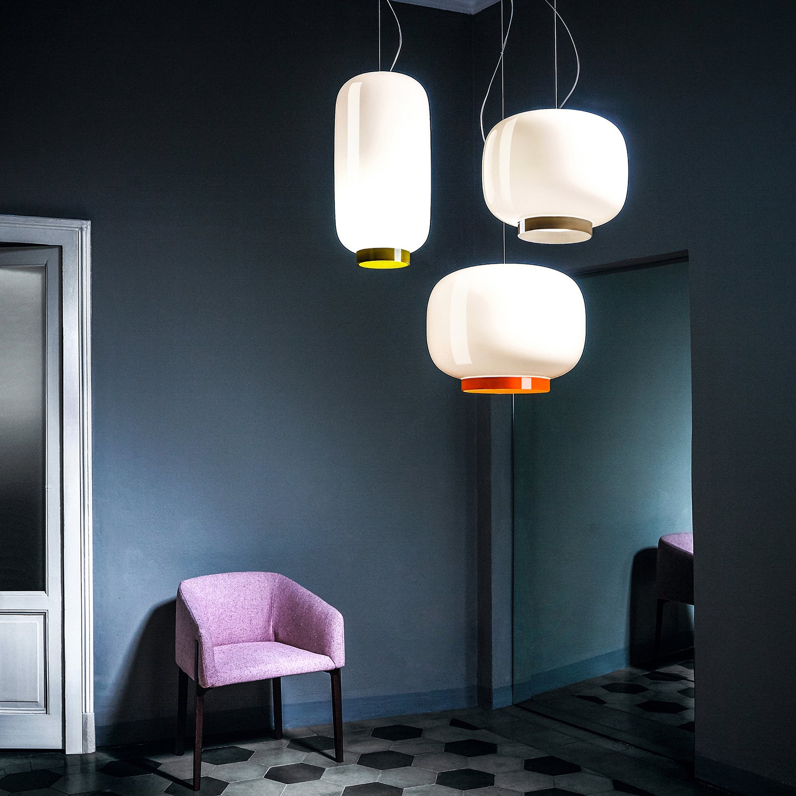 Pendellampe Chouchin Reverse 1 LED glass dimbar montert i rom