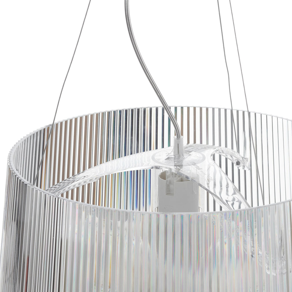 Pendellampe Gè transparent plast E27 Ø37 cm - Kartell nærbilde av lyspære