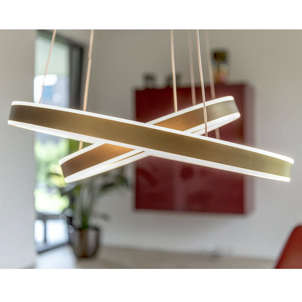 Pendellampe One Double LED messing Ø60 cm montert i rom